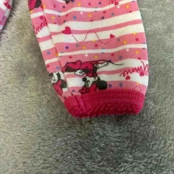Disney - Minnie  Mouse - long sleeve onesie. Size 6-9 months - Picture 4 of 4